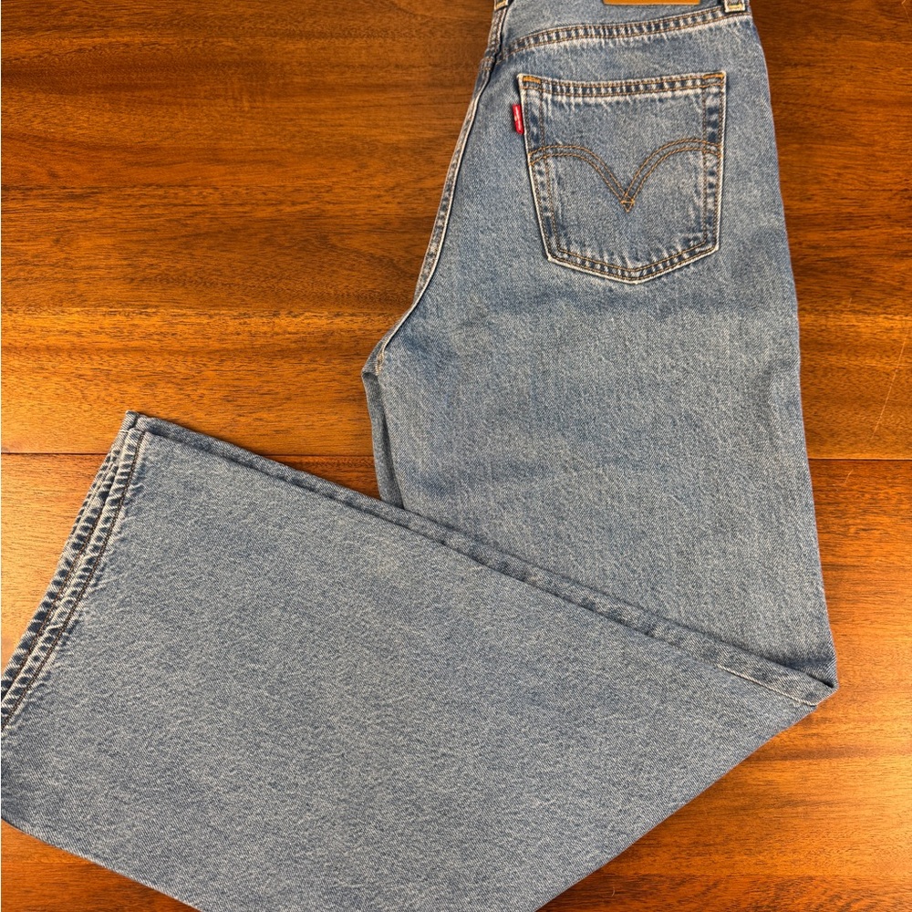 Levi’s Ribcage Wide Leg Jeans